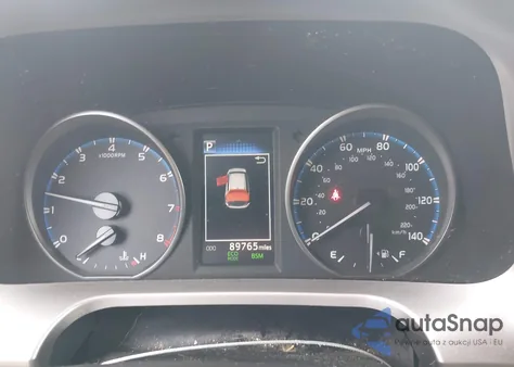 2018 Toyota Rav4 Xle z USA, uszkodzony, nr VIN JTMRFREV8JJ252315